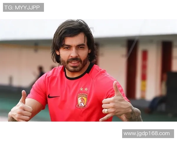 足球明星对恒大球星的精彩评价与职业生涯的深度分析 足球明星对恒大球星的精彩评价与职业生涯的深度分析