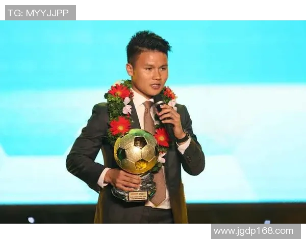 足球明星的专属姓氏及其背后的故事与精彩瞬间图片展示 足球明星的专属姓氏及其背后的故事与精彩瞬间图片展示