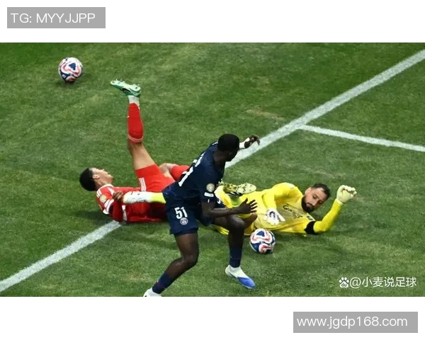 吕迪格：从德国足球新星到国际赛场的坚韧防线之旅